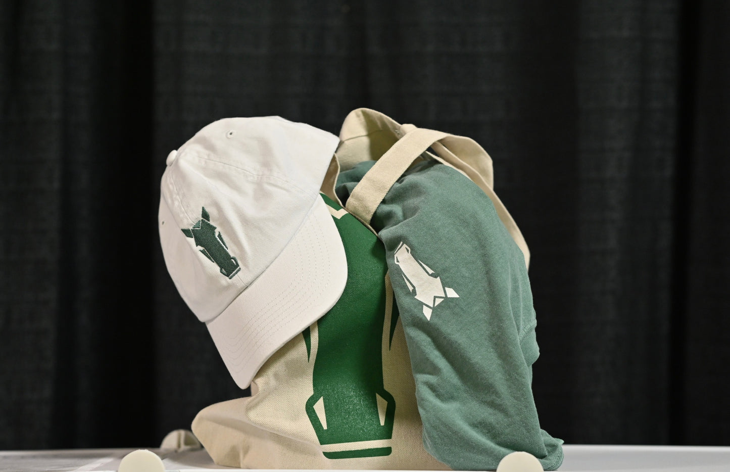 Eva Toor Ballcap